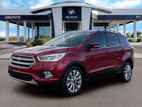 Used 2017 Ford Escape Titanium FWD image 8