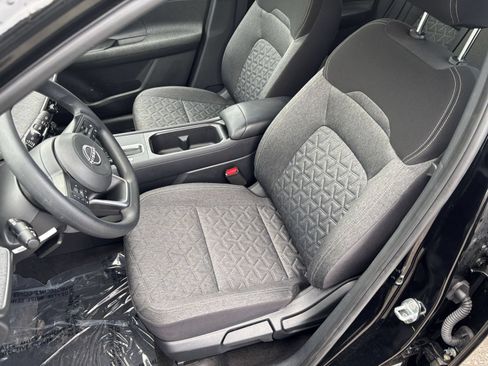 Used 2026 Nissan Kicks SV w/ Cold Weather Package FWD image 34