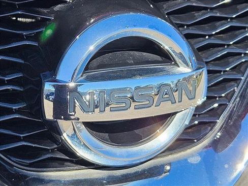 Used 2015 Nissan Rogue SV image 5