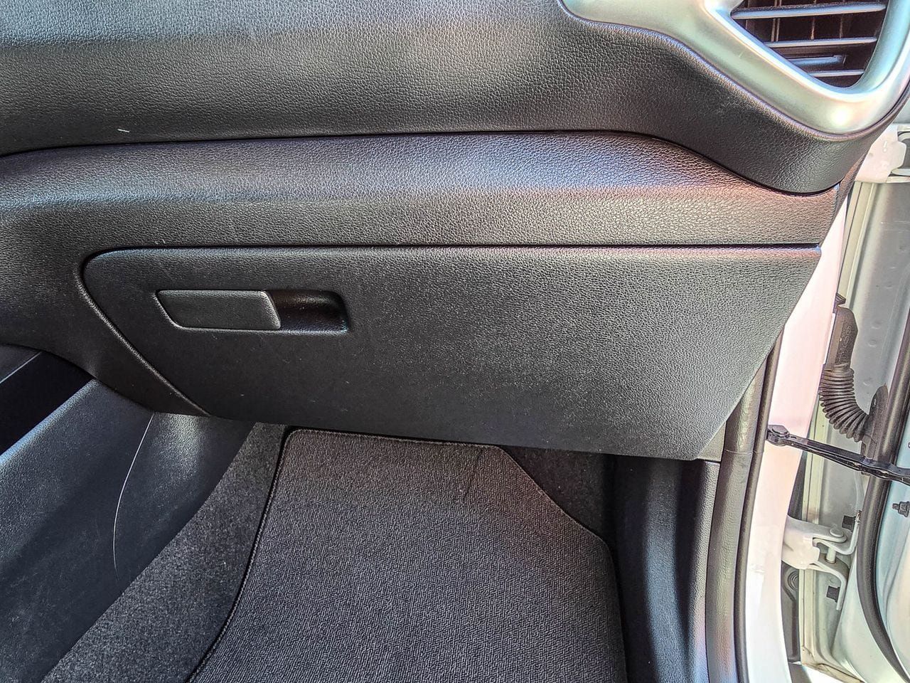 Used 2024 Kia Soul LX w/ Option Group 015 FWD image 19