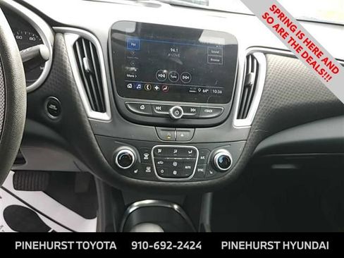 Used 2024 Chevrolet Malibu LT image 10