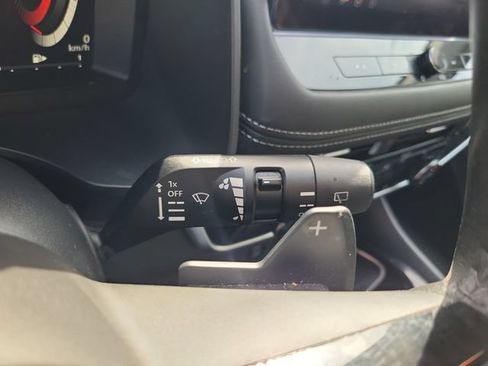 Used 2024 Nissan Rogue SL w/ SL Premium Package FWD image 28