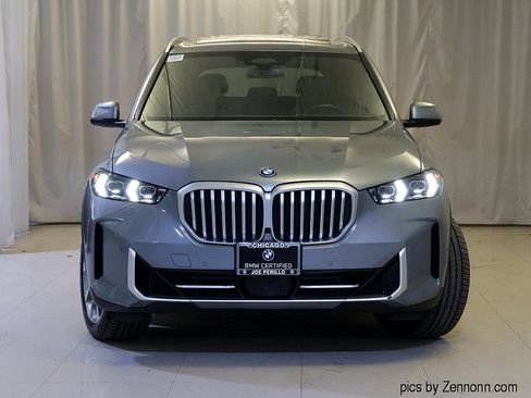Certified 2024 BMW X5 xDrive50e w/ Premium Package AWD/4WD image 5