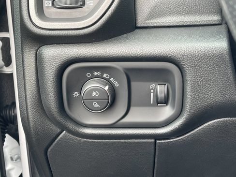 Used 2026 RAM 2500 Tradesman AWD/4WD image 30