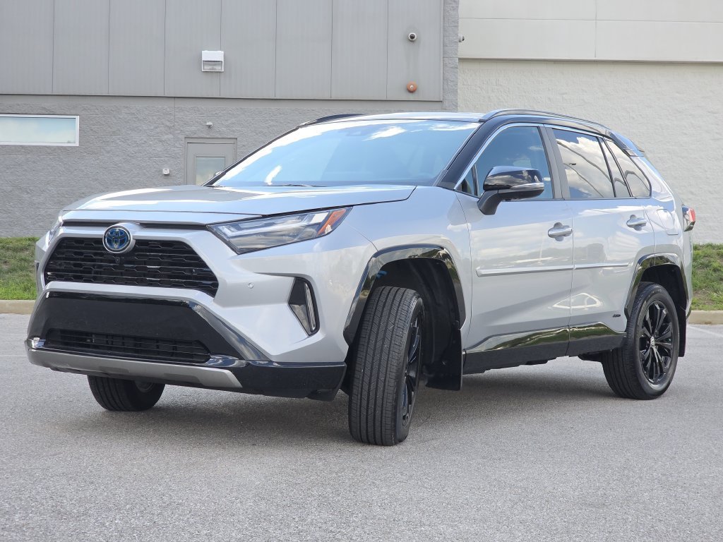 Used 2024 Toyota RAV4 XSE w/ Advanced Technology Package AWD/4WD image 6