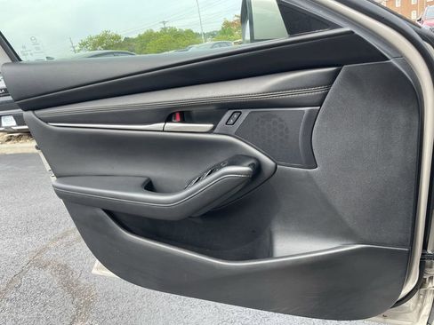 Used 2024 MAZDA MAZDA3 s FWD image 20