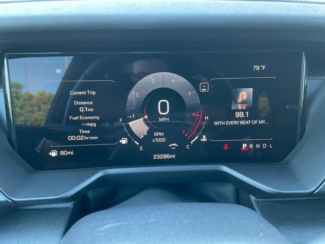 Used 2026 GMC Acadia Elevation w/ Elevation Premium Package FWD image 19