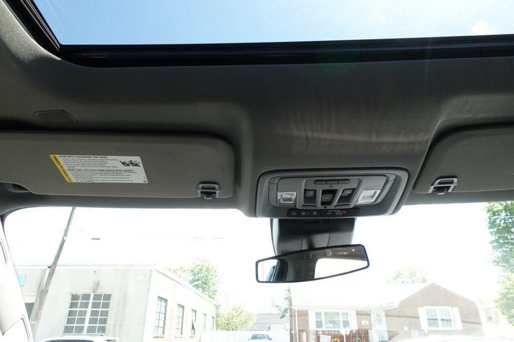 Used 2022 Chevrolet Silverado 1500 LT Trail Boss w/ LT Trail Boss Premium Package AWD/4WD image 51