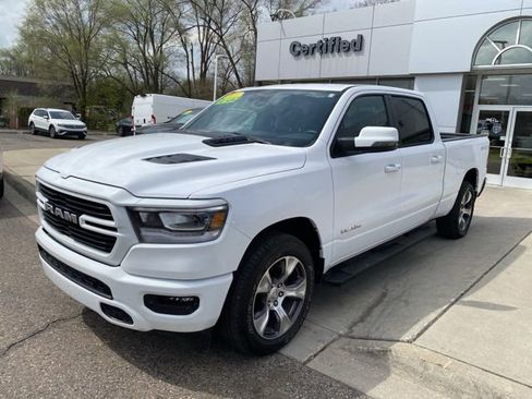 Used 2023 RAM 1500 Laramie AWD/4WD image 10