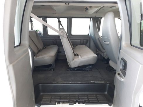 Used 2014 Chevrolet Express 2500 LS image 14