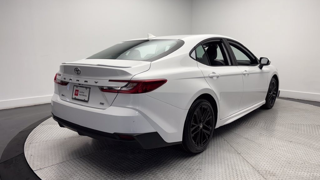 Used 2025 Toyota Camry SE FWD image 36