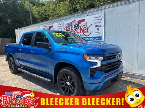 Used 2023 Chevrolet Silverado 1500 RST w/ Convenience Package II AWD/4WD image 1