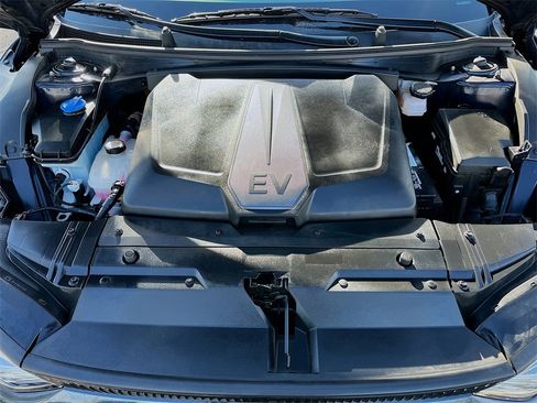 Used 2022 Kia EV6 Wind image 30
