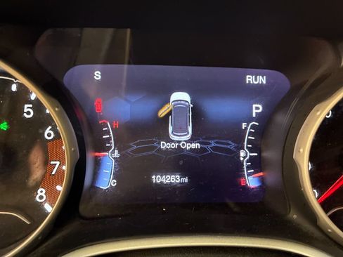 Used 2017 Jeep Compass Limited AWD/4WD image 13