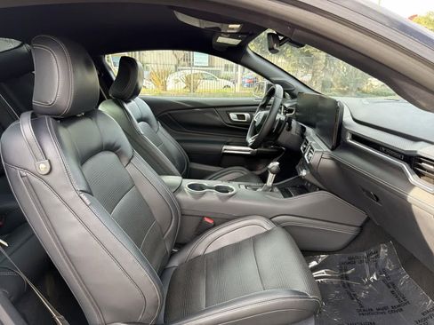 Used 2024 Ford Mustang GT Premium image 30