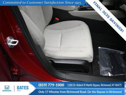 New 2025 Honda Accord SE image 36