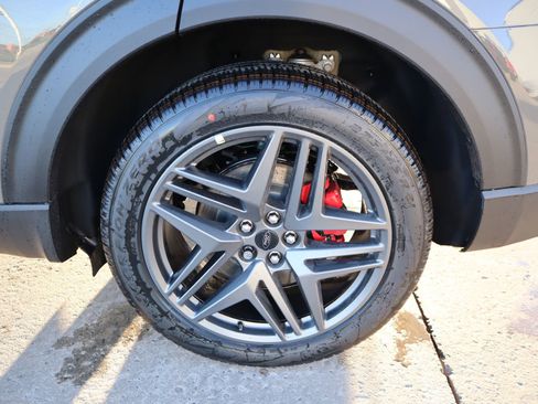 New 2026 Ford Explorer ST w/ Sun And Sound Package image 23