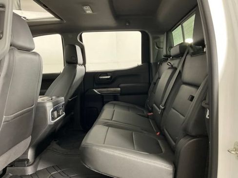 Used 2021 Chevrolet Silverado 1500 LTZ w/ Technology Package AWD/4WD image 38