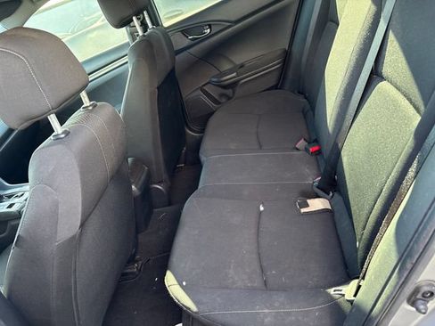 Used 2019 Honda Civic Sport image 9