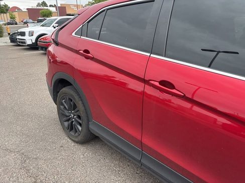 Used 2023 Mitsubishi Eclipse Cross LE AWD/4WD image 7