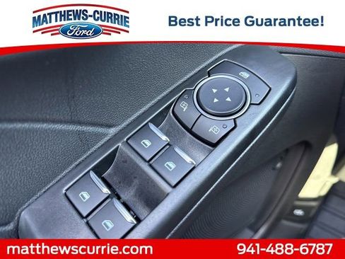 New 2026 Ford Escape SE image 25