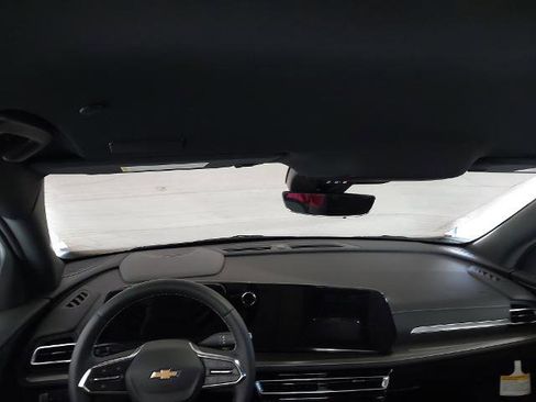 New 2026 Chevrolet Traverse LT w/ Driver Confidence Package image 5