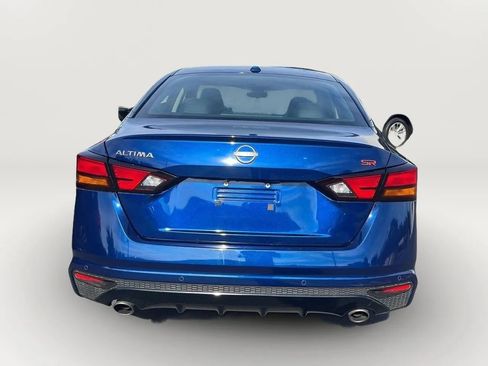 Used 2024 Nissan Altima 2.5 SR FWD image 5