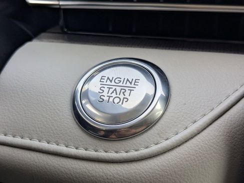 Used 2025 Lincoln Nautilus Premier w/ Equipment Group 102A image 27