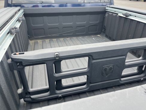 Used 2015 RAM 1500 Laramie w/ Convenience Group image 12