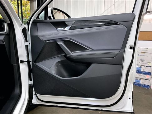 New 2026 Volkswagen Tiguan SE image 30