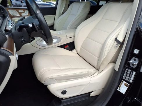 Used 2022 Mercedes-Benz GLS 450 4MATIC image 23