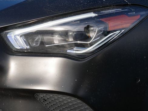 Used 2021 Mercedes-Benz CLA 250 CLA 250 image 16