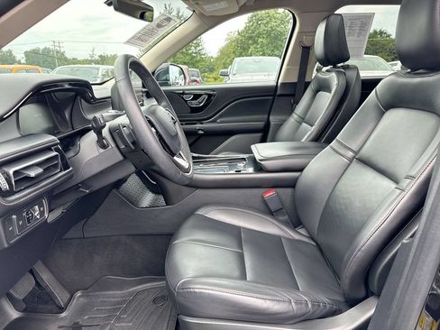 Used 2023 Lincoln Aviator AWD w/ Premium Package image 21