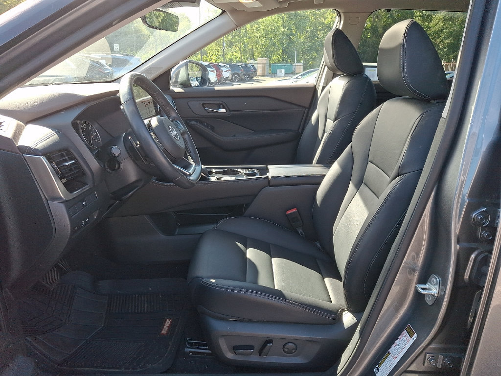 Certified 2023 Nissan Rogue SL w/ SL Premium Package AWD/4WD image 15