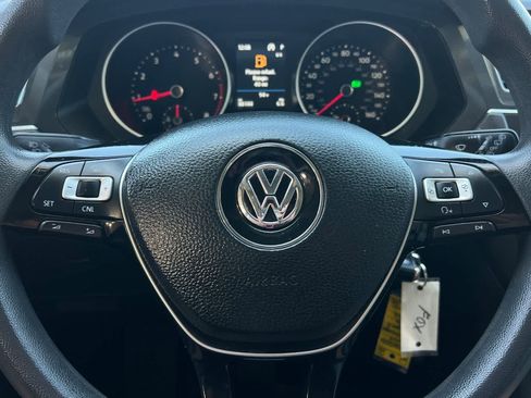 Used 2018 Volkswagen Tiguan S FWD image 29