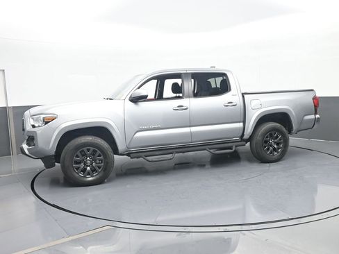 Used 2023 Toyota Tacoma SR5 RWD image 2