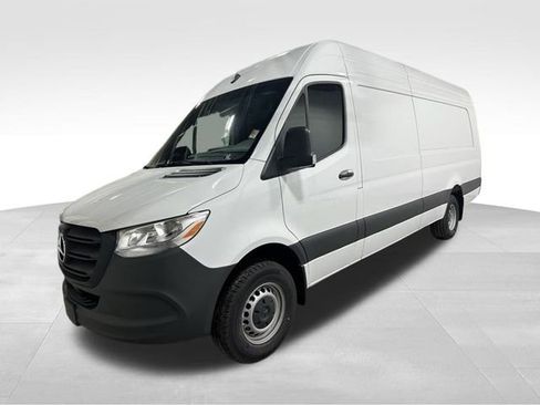 New 2025 Mercedes-Benz Sprinter 3500 image 9
