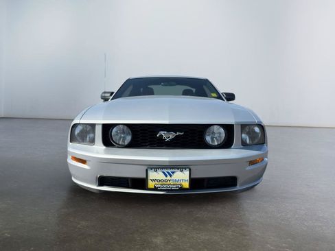 Used 2005 Ford Mustang GT RWD image 8