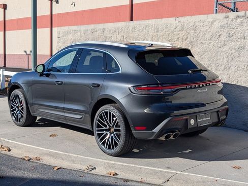 Certified 2023 Porsche Macan S image 3