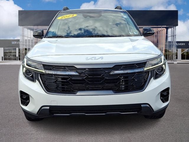 Certified 2024 Kia Seltos X-Line AWD/4WD image 2