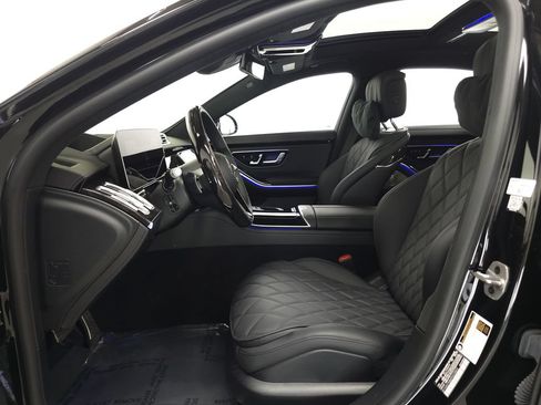 Used 2023 Mercedes-Benz S 580 4MATIC Sedan w/ AMG Line image 8