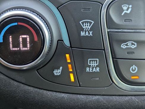 Used 2025 Chevrolet Malibu LT FWD image 20