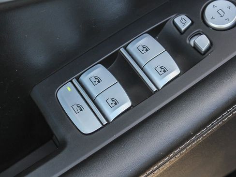 Certified 2024 BMW XM w/ M Driver's Package image 20