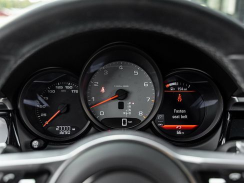 Used 2021 Porsche Macan S image 28