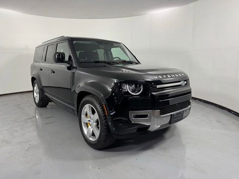 Used 2023 Land Rover Defender 130 S AWD/4WD image 4