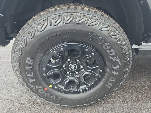 New 2025 Ford Bronco Badlands w/ Sasquatch Package image 33