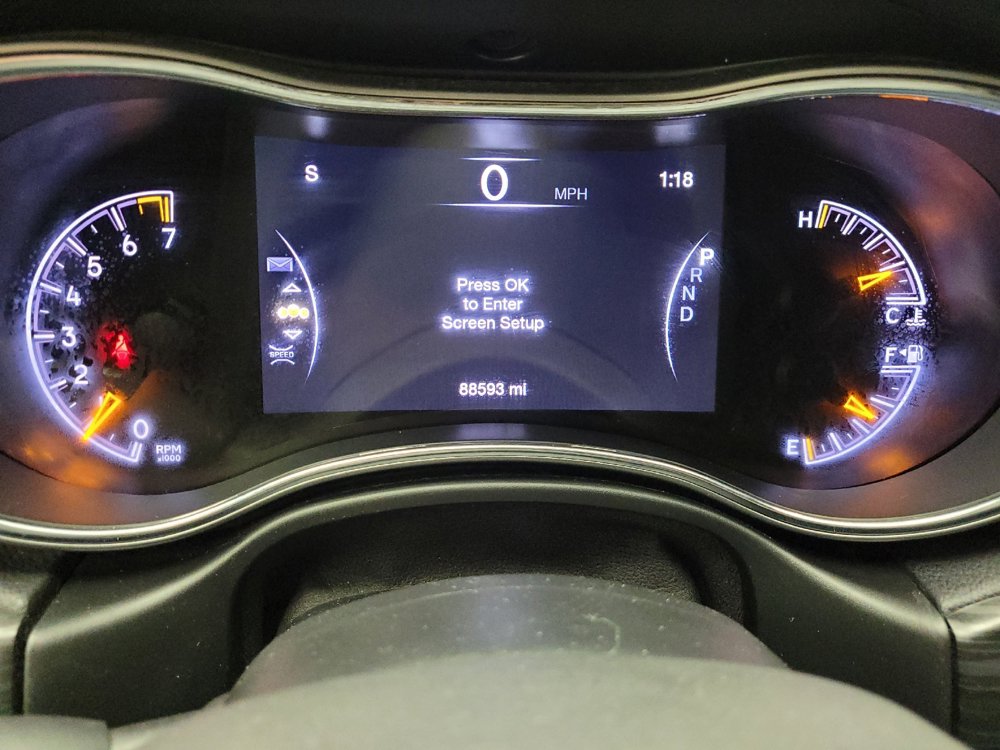 Used 2019 Jeep Grand Cherokee Altitude AWD/4WD image 23
