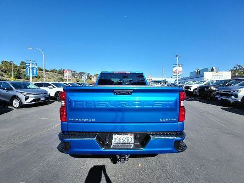 Used 2023 Chevrolet Silverado 1500 Custom image 7