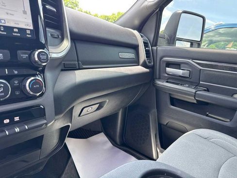 Used 2024 RAM 3500 Big Horn image 19