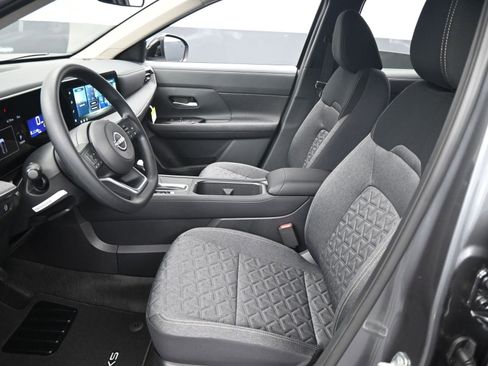 Used 2026 Nissan Kicks SV FWD image 9
